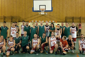 Premier match de l'équipe loisirs de basket